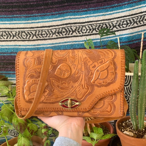 Vintage Handbags - Rare vintage tooled leather purse
